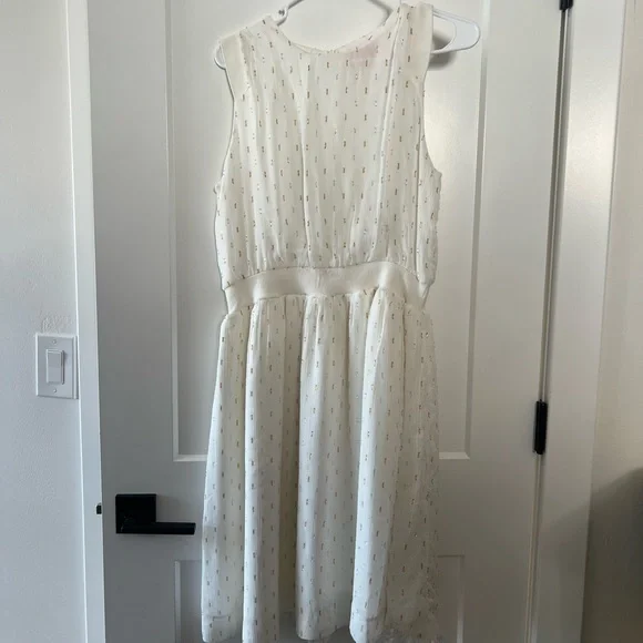 the lines in between | Dresses | The Lines In Between Sleeveless Dress In  White | Poshmark